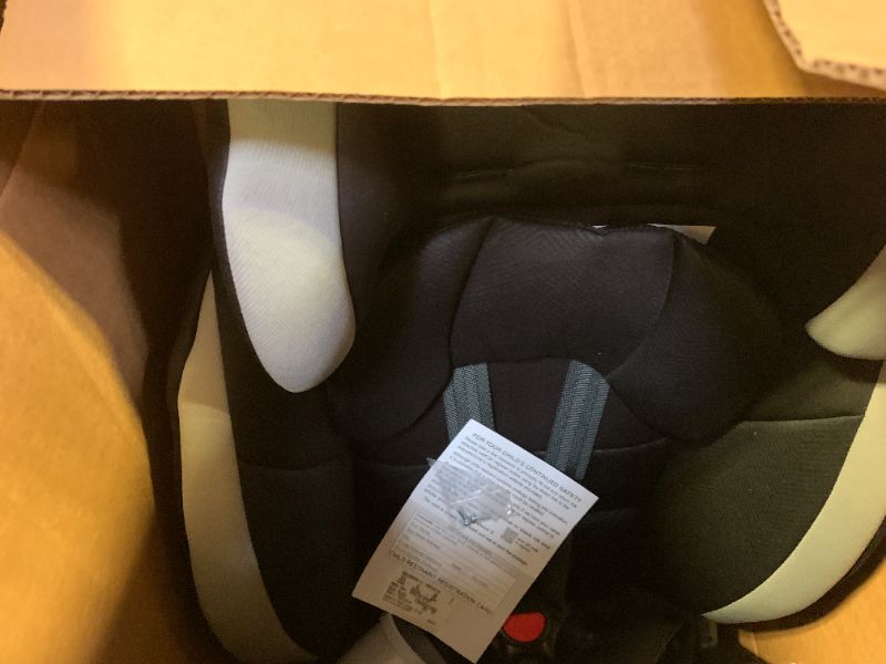 Photo 1 of CAR SEAT