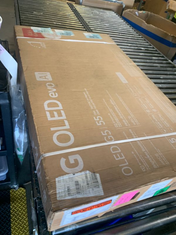 Photo 1 of FACTORY SEALED
LG 55-Inch Class OLED evo AI Super Upscaling 4K G5 Series Smart TV w/Dolby Atmos & Vision, HDR10, Filmmaker Mode, Wow Orchestra, Alexa Built-in (OLED55G5WUA, 2025)