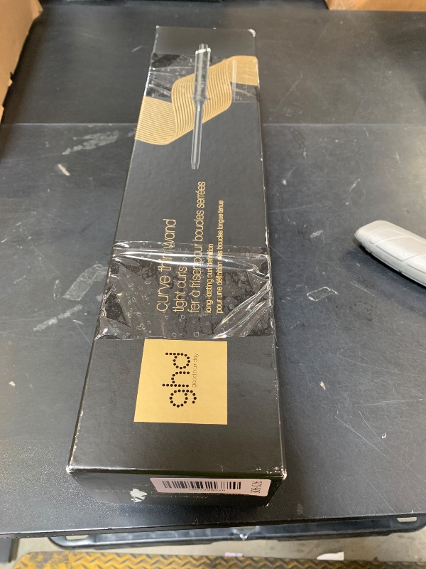 Photo 1 of ghd Curve Classic Wave Curling Wand - 0.5” Oval Ceramic Wand for Beachy Waves and Hollywood Curls - 365ºF Safer Hair Styling Technology, Cool Tip, and Auto Sleep Mode - Black