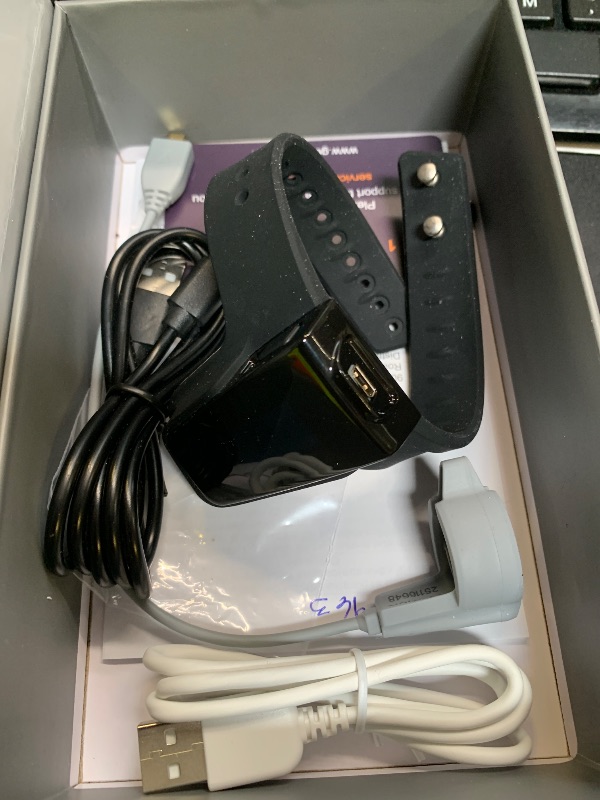 Photo 1 of Wellue O2 Pulse Oximeter with Smart Reminder | Blood Oxygen Saturation Monitor for SpO2 and Heart Rate Tracking Continuously, Bluetooth Finger Ring with Free APP &PC Report, Style 1