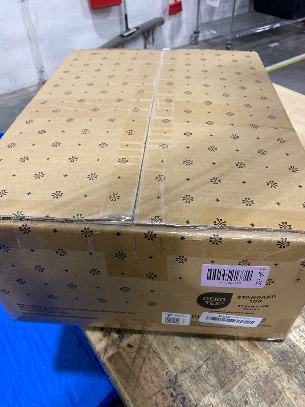 Photo 1 of **FACTORY SEALED** Beckham Hotel Collection Bed Pillows King Size Set of 2 - Down Alternative Pillow for Back, Stomach or Side Sleepers