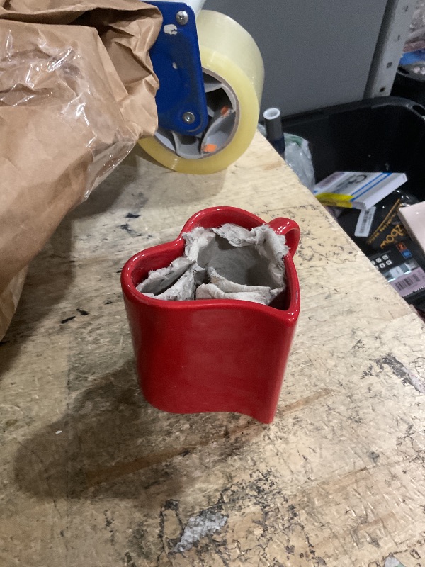 Photo 1 of *PHOTO FOR REFERENCE* Valentine's 2 Pack 16oz Ceramic Heart Mugs
