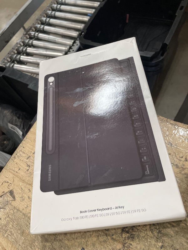 View 2 of ***MISSING PARTS***
Samsung Galaxy Tab S9 | S9 FE | S10 FE, FE Book Cover Keyboard AI Key for Galaxy Tab S10 FE, Detachable Platform, PC-Like Experience, Wireless Keyboard Sharing, Black