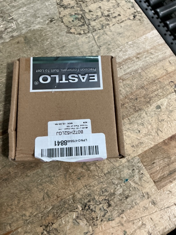 Photo 1 of #6-32 x 1/2" Pan Head Machine Screw, Phillips Drive, 304 Stainless Steel 18-8, Bright Finish, Fully Machine Thread, 100 Pcs