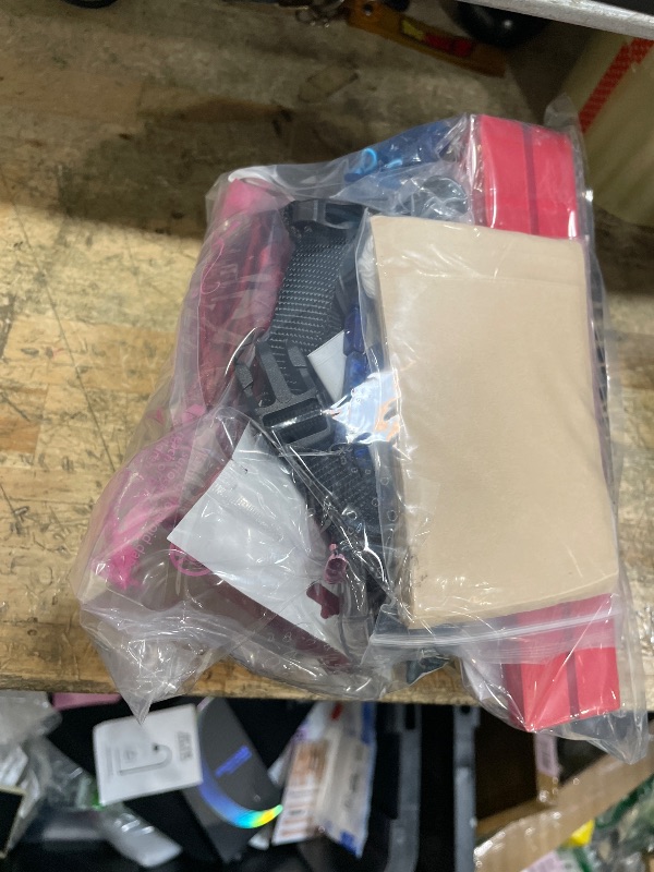 Photo 1 of ***bundle of Miscellaneous home goods