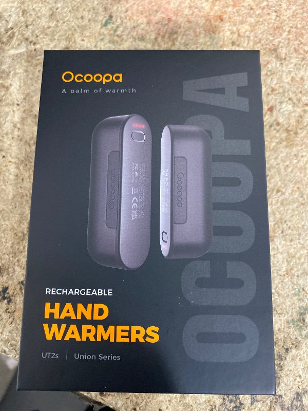 Photo 1 of Ocoopa UT2s Union Series Magnetic Rechargeable Hand Warmer.
Design: Features a 2-in-1 magnetic design, allowing the two units to be joined together or separated to hold one in each hand.
Heat Settings: Offers fast, double-sided heating with multiple ad