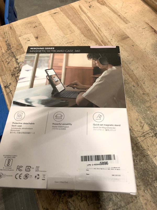 Photo 1 of **FACTORY SEALED** ESR iPad Pro 11 Inch Case with Keyboard (M5/M4, 2025/2024), iPad Pro 11(5th) Keyboard Case with Easy-Set Magnetic Stand, Portrait/Landscape Modes, Removable Protective Case, Rebound 360 Series, Black