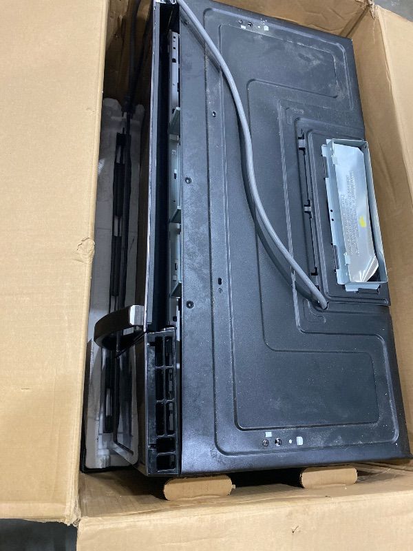 Photo 1 of *untested*
BLACK+DECKER EM044KB19 Over The Range Microwave Oven with One Touch, 1000 Watts, 400 CFM and Auto Cooking, OTR 1.9 Cu.ft