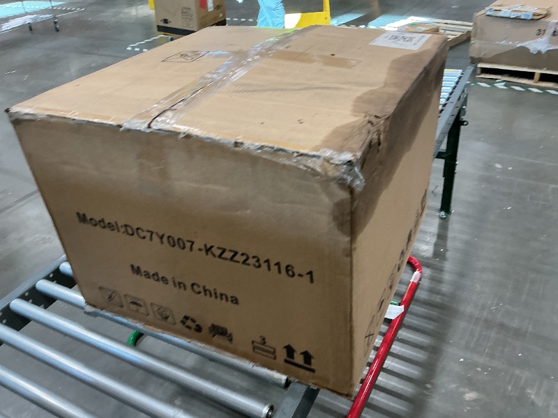 Photo 1 of *PARTIAL SET*
KISLOT Upholstered Dining Chairs with Casters Washable Cover Side Deskchair with Rollers for Diningroom, Living Room, Cream,