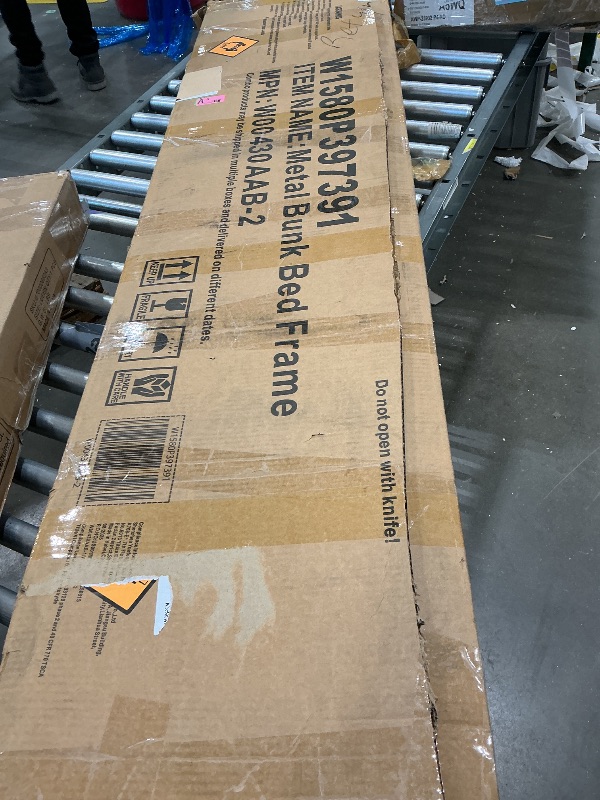 Photo 1 of *PARTIAL SET*
Bellemave Queen Over Queen Bunk Bed with Headboard and Full Length Guardrail, Separable Bunk Bed Queen Size, Heavy Duty Bunk Beds Can Turns Into Loft Bed and Platform Bed, Black