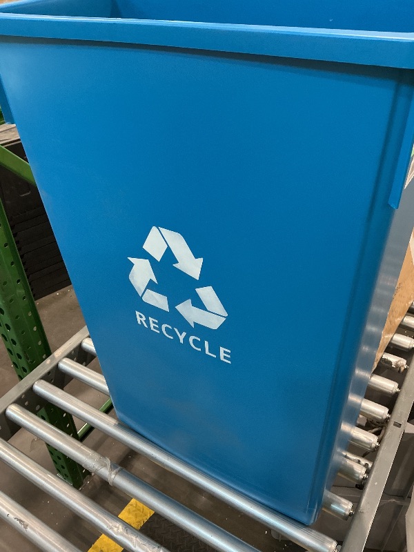 Photo 1 of *MINOR DAMAGE - USED*
Winco Slim Commercial Trash Can/Waste Container, 23 Gallon Recycle, Blue