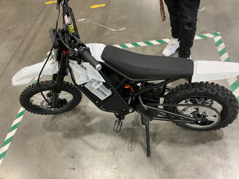 Photo 1 of ***MINOR DAMAGE*** Windone RM7 Electric Dirt Bike for Teens Adults Age 13+, 2200W Ebike, 48V 22.5Ah Up to 37MPH & 45-Mile Electric Motorcycle, 14"/12" Off-Road Tire E-Bike, Dual Hydraulic Brakes, Full Suspension, White