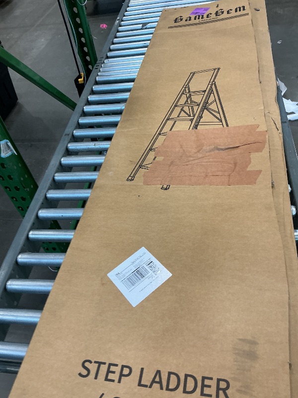 Photo 1 of *USED*
GameGem 6 Step Ladder for 12 Feet High Ceiling, Lightweight Aluminum Folding Step Stool with Convenient Handgrip, Stepladders with Anti-Slip and Wide Pedal for Home Use Space Saving - Gold