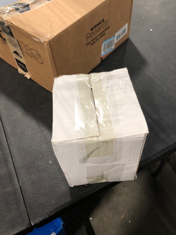 Photo 1 of ** HALF FULL **
Kurt S. Adler J3259 100mm Wind-Up Musical Santa Water Globe in Treasure Chest