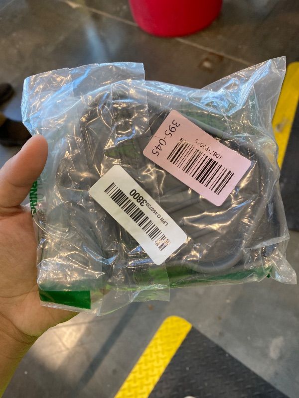 Photo 1 of *MINOR DAMAGE - USED*
MicoYang Silicone Bathroom Soap Dishes with Drain Spout-Bathroom and Kitchen Sink Organizer,Sponge Holder,Dish Soap Tray,Perfect for Dispenser,Scrubber,Bottle,Cup on Sink or Counter-Grey 4.9"×3.2"