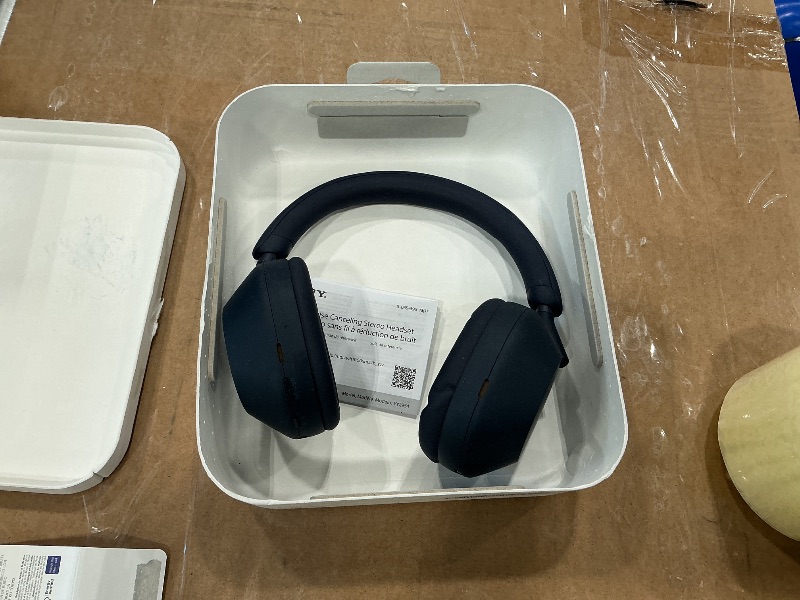 Photo 1 of ***MINOR DAMAGE*** Sony WH-1000XM5 Noise Canceling Wireless Headphones - 30hr Battery Life - Over-Ear Style - Optimized for Alexa and Google Assistant - Built-in mic for Calls (Blue) - International Version No Warranty