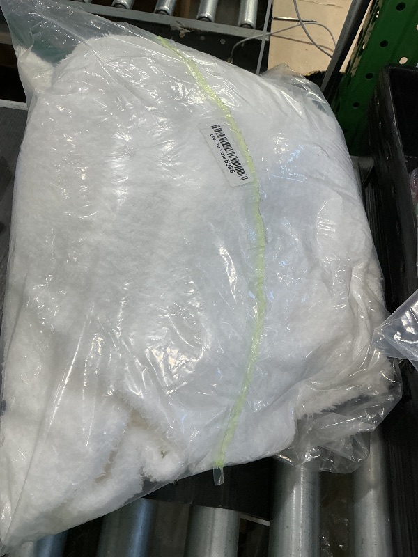 Photo 1 of *USED*
Barefoot Dreams® CozyChic® Adult Robe, White, Size 02