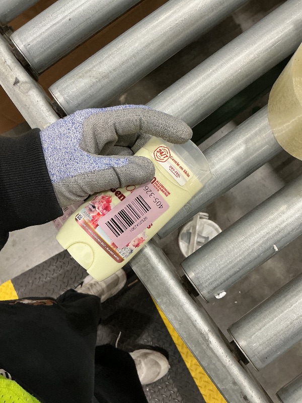 Photo 1 of **MISSING PARTS/check clerk comments**
Old Spice GentleMan's Aluminum Free Dry Feel Deodorant for Men, 24/7 Lasting Freshness, Gentle on Skin with Skin Conditioners, Himalayan Sea Salt + Glacier Water Scent, 3.0 oz (Pack of 3)