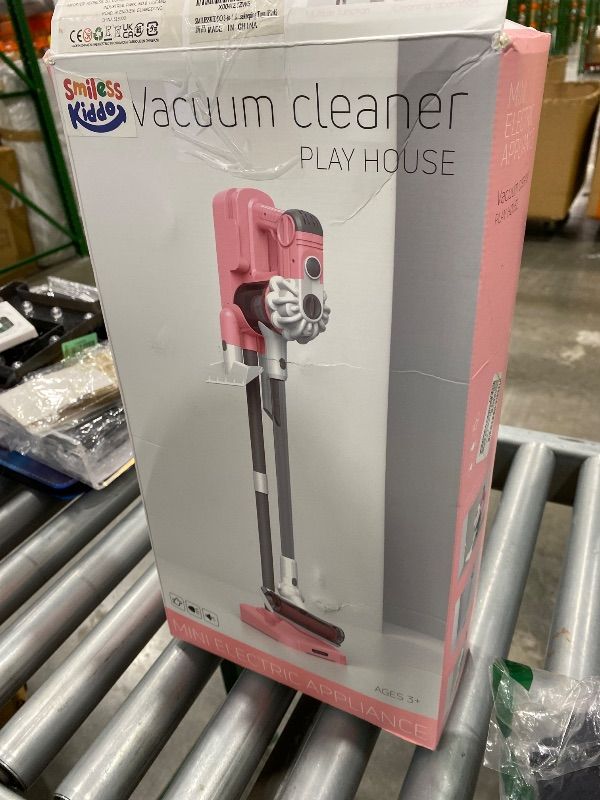 Photo 1 of *USED*
SMILESSKIDDO Kids Vacuum That Really Works - 3-in-1 Toy Vacuum with Real Suction, Apron, Cleaning Cloth, Duster & Colorful Beads, Toddler Cleaning Toy Set, Housekeeping Toy Gifts for Girls & Boys