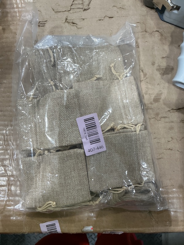 Photo 1 of *MISSING PARTS UNKNOWN*
Homum 30Pcs Premium Burlap Gift Bags with Drawstring and 30Pcs Gift Tags & String, 3x4 Inch Reusable Gift Bags, Burlap Bags, Linen Sacks Bag for Wedding Favors Party Jewelry Pouches, Christmas, Coffee, DIY Craft Bags
