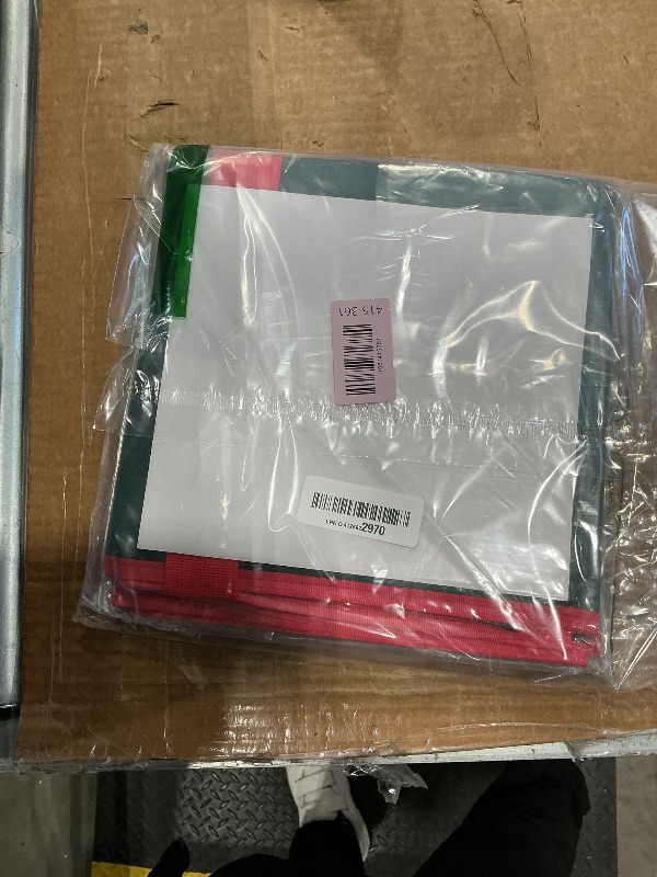 Photo 1 of *USED*
BIEBOS Artificial Large Christmas Tree Storage Case Bags With Handles,Fits Up To 7 Ft Artificial Trees Zippered Bag Protects Against Dust, Insects And Moisture