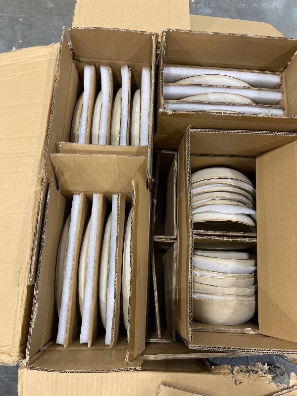 Photo 1 of *USED*
AmorArc Ceramic Dinnerware Sets,Handmade Reactive Glaze Stoneware Plates and Bowls Sets,Highly Scratch Resistant | Dishwasher & Microwave Safe Dishes Set,Service for 8 (24pc)