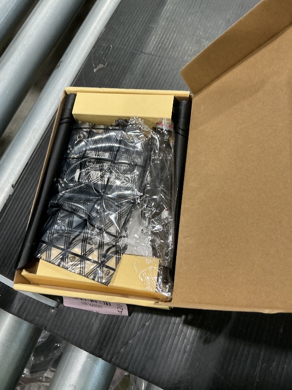 Photo 1 of *USED*
WiFi 6E PCIe WiFi Card for Desktop PC AX210, Up to 2400Mbps, Bluetooth 5.3, WPA3, 802.11AXE Tri Band Wireless Adapter with MU-MIMO, OFDMA, Supports Windows 11, Windows 10(64-bit*), Linux*