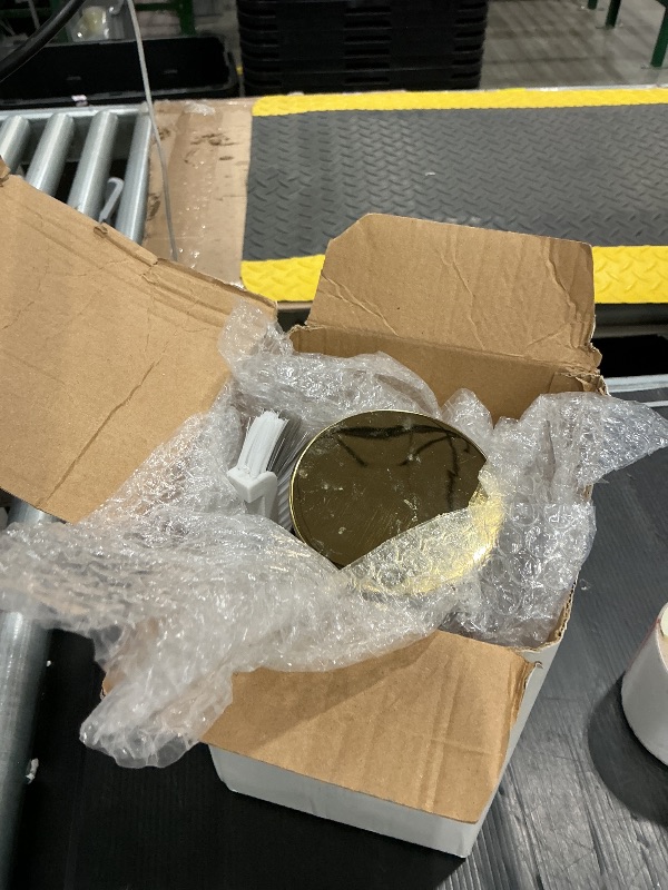 Photo 1 of *MINOR DAMAGE - USED*
1.7 Liter/58oz Glass Pitcher with Lid Water Carafe Jug with Spout Handle for Hot/Cold Water Tea Beverage (Gold 1-Glass Pitcher)