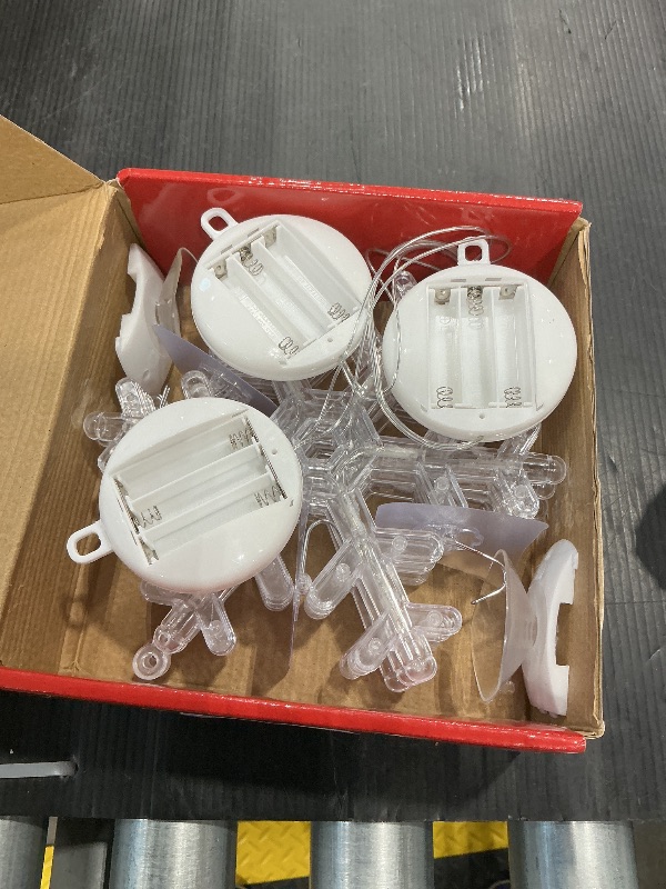 Photo 1 of [Timer] Christmas Window Decorations, 3 Pack Snowflake Christmas Window Lights with Suction Cup, Hanging LED Battery Operated Xmas Lights Indoor Outdoor Xmas Tree Fireplace Home Party Decor - While