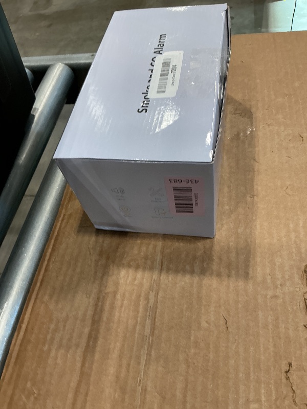 Photo 1 of 10-Year Battery Wireless Interconnected Smoke and Carbon Monoxide Detector, Smart Interlink Smoke CO Alarm with Digital Display, Fire and CO Combo Alarm for Home (6 Pack)