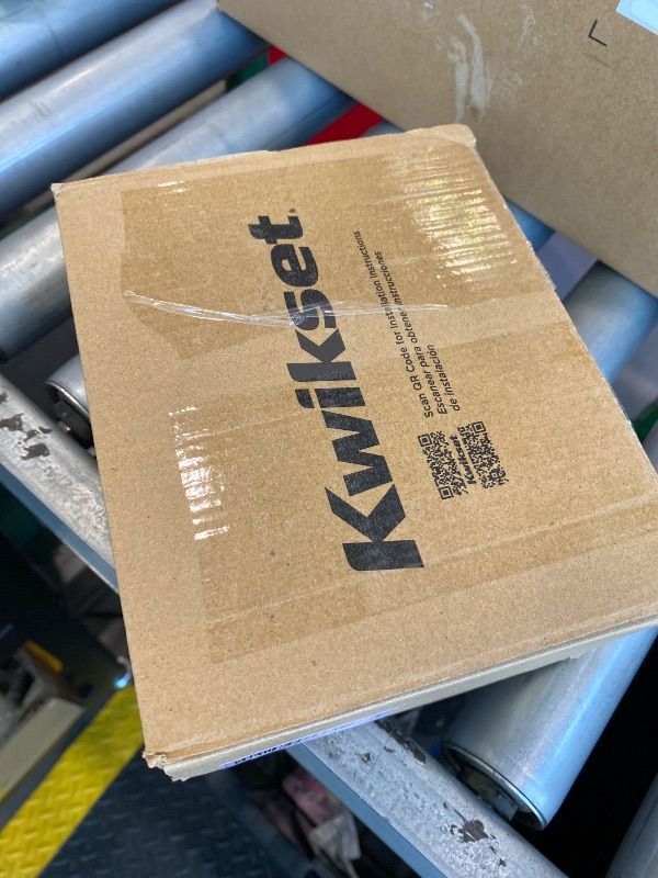 Photo 1 of *UNTESTED*
Kwikset Casey Interior Privacy Door Handle with Lock, Door Lever For Bathroom and Bedroom, Polished Chrome Reversible Keyless Turn Lock