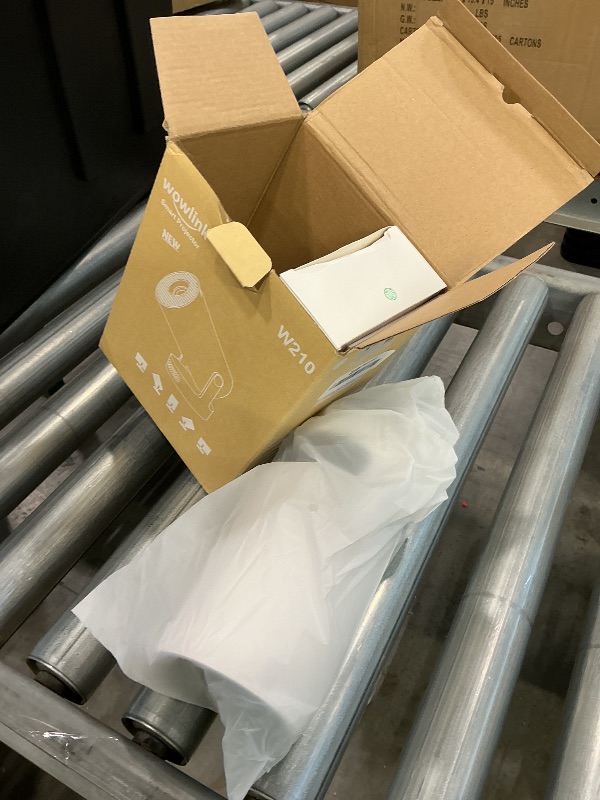 Photo 1 of [Built-in Apps & 2025 Upgraded] Mini Projector with WiFi 6 and Bluetooth 5.4 Support 4K 1080P Auto Keystone 180° Rotatable Projector Portable Compatibile with HDMI/TV Stick/Memory Stick/Laptop, White