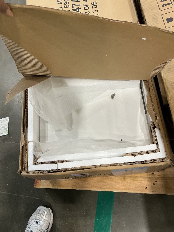 Photo 1 of **** Partial set 3 boxes ***** missing one to be 4 boxes ***** Ball & Cast