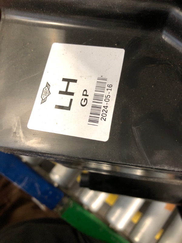 Photo 1 of ** no hardware**
VLINCAR LED Headlight Assembly Compatible with GMC Sierra 1500 2019 2020 2021 2022 Replacement Headlamp with DRL LED Turn Signal Light Left Driver Side LH 84772475 GM2502496