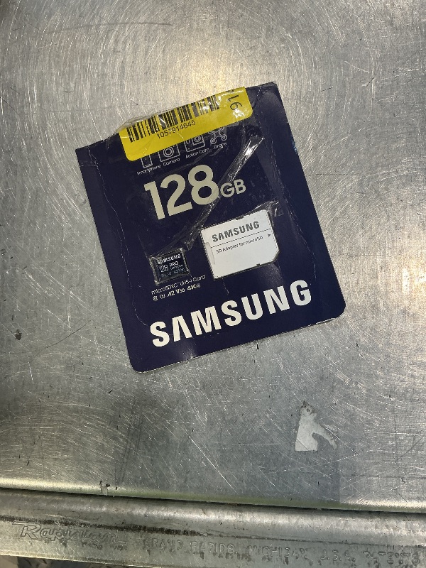 Photo 1 of *Damaged item/cracked* Samsung PRO Ultimate microSD Memory Card + Adapter, 128GB microSDXC, Up to 200 MB/s, 4K UHD, UHS-I, Class 10, U3,V30, A2 for GoPRO Action Cam, DJI Drone, Gaming, Phones, Tablets, MB-MY128SA/AM