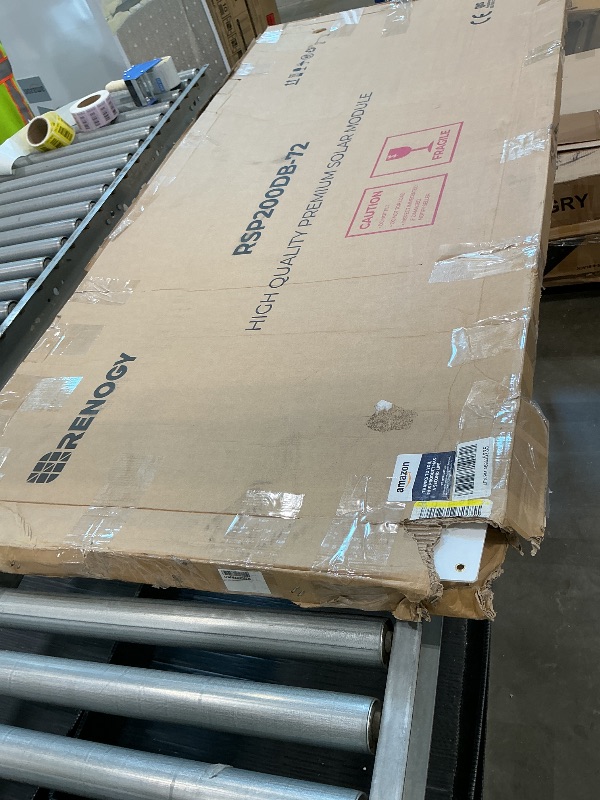 Photo 1 of Renogy Solar Panels 200 Watt 12V, Flexible Solar Panel 200W 22% High-Efficiency, 240° Ultra Lightweight Solar Panels for Marine RV Cabin Van Car Boat Camping Curve Surfaces