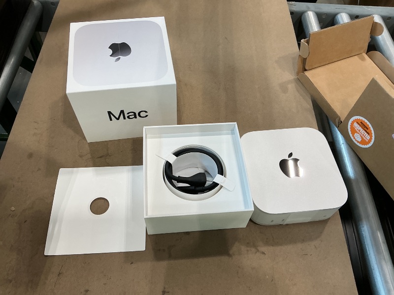 Photo 1 of **UNTESTED**
Apple 2024 Mac mini Desktop Computer with M4 chip with 10?core CPU and 10?core GPU: Built for Apple Intelligence, 16GB Unified Memory, 512GB SSD Storage, Gigabit Ethernet. Works with iPhone/iPad