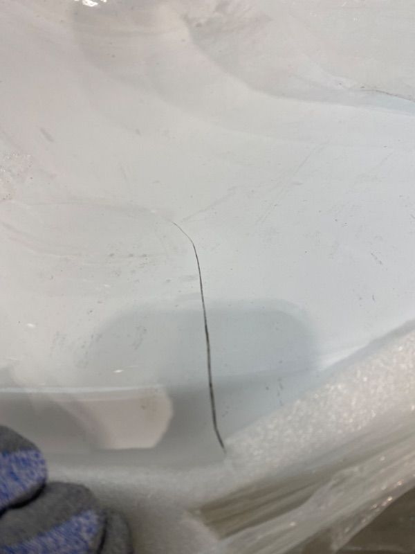 Photo 1 of ***MAJOR DAMAGE*** ***READ CLERK NOTES*** WOODBRIDGE 67" Acrylic Freestanding Bathtub Contemporary Soaking White Tub with Brushed Gold Overflow and Drain?B0010-BG