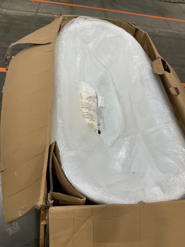 Photo 1 of ***MAJOR DAMAGE*** ***READ CLERK NOTES*** WOODBRIDGE 67" Acrylic Freestanding Bathtub Contemporary Soaking White Tub with Brushed Gold Overflow and Drain?B0010-BG