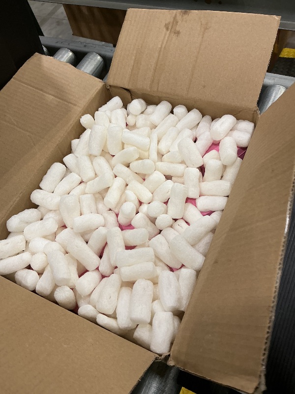 Photo 1 of *See Clerk Notes*
uxcell 12Pcs Heart Shaped Metal Tins Box, Empty Candy Jars with Lids, Favors Storage Containers for Valentine's Day Candles Wedding Parties Cookies Gifts, Pink (7.5x7x3.5cm)