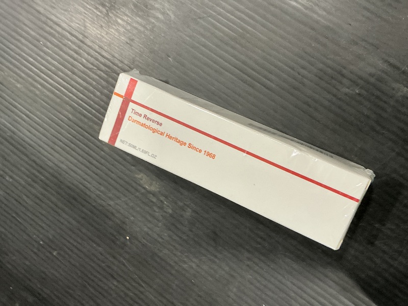 Photo 1 of *PARTIAL SET - ONLY 1 Box*
2 Pcs Retinol Wrinkle-Reducing Face Cream with Centella Asiatica, Time Reverse Cream Firming & Hydrating Moisturizer to Repair Skin Barrier, For All Skin Types (50ml/1.69 Fl Oz) (2)