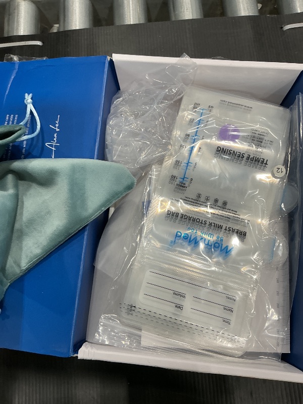 Photo 1 of **MINOR DAMAGE - USED**
MomMed Wearable Breast Pump S21 - Leak-Proof Design, Hands-Free Double Portable Electric Breast Pump with 9 Levels - 24mm Shield