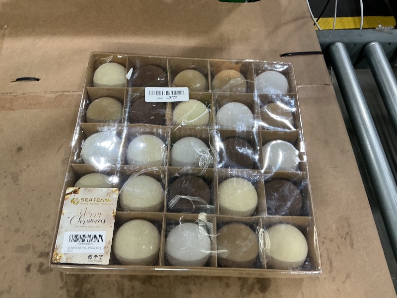 Photo 1 of *USED*
Sea Team 25-Pack Flocked Velvet Christmas Tree Ball Ornaments Set, Decorative Hanging Baubles, Shatterproof Plastic Decorations for Xmas Tree, Wreath, Garland, 60mm/2.36 Inches, Baking Time