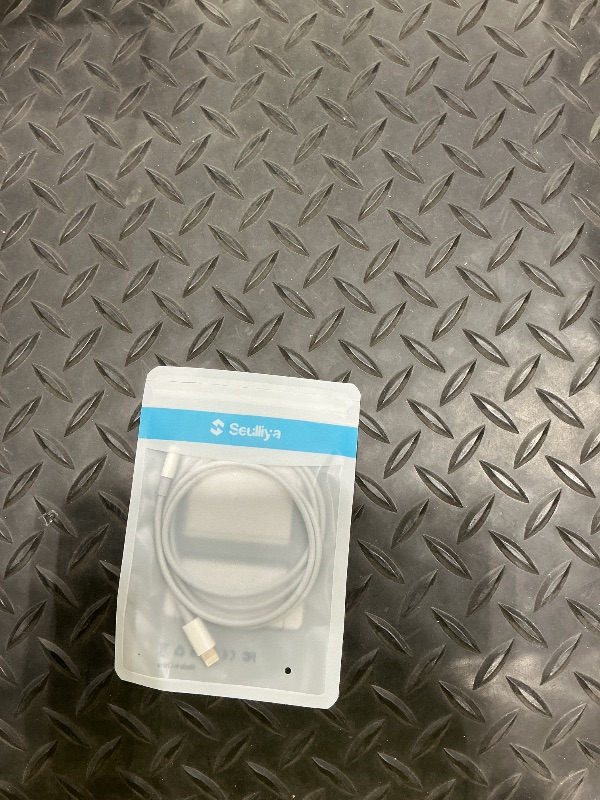 Photo 1 of (Apple MFi Certified) iPhone AUX Cord,Lightning to 1/8 Inch Audio Cable,3.3ft, Headphone Jack Adapter Male Aux Stereo Audio Cable Compatible for iPhone 14/13/12/11/XR/X/8/7 (White)