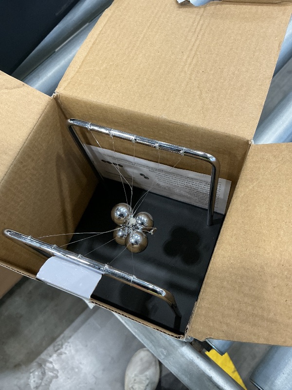 Photo 1 of *Missing Parts*
QLKUNLA Newtons Cradle Balance Balls Science Physics Gadget Desktop Decoration Kinetic Motion Toy for Home and Office