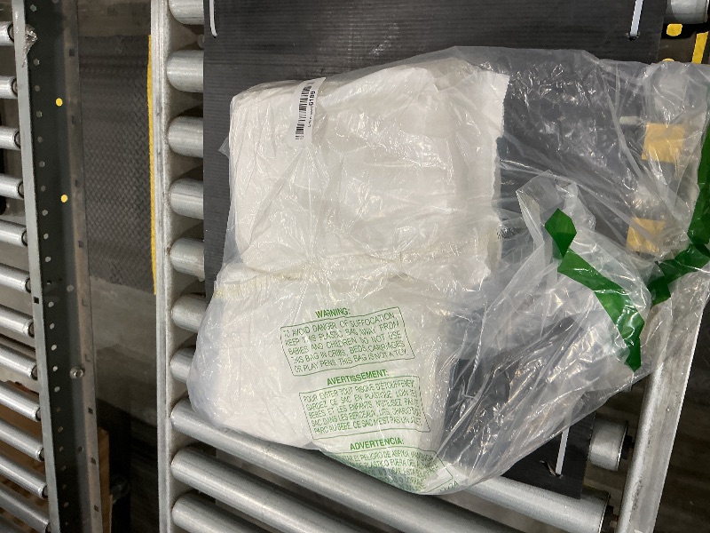 Photo 1 of ***MISSING PACK*** Huggies Natural Care Sensitive Baby Wipes, Hypoallergenic, 99% Purified Water, 3 Refill Packs (624 Wipes Total)