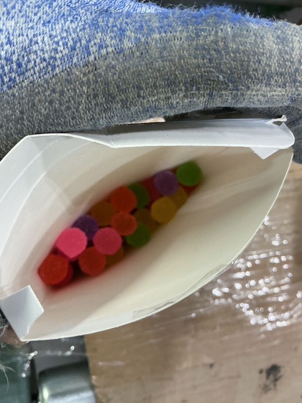 Photo 1 of *MISSING PARTS UNKNOWN*
Giegxin 60 Pcs Christmas Fake Candy Mini Christmas Candy Cane Gumdrops Decor Colorful Fake Gumdrops Spice Drops Ornaments for DIY Craft Xmas Tree Hanging Party Decoration(Gummy)