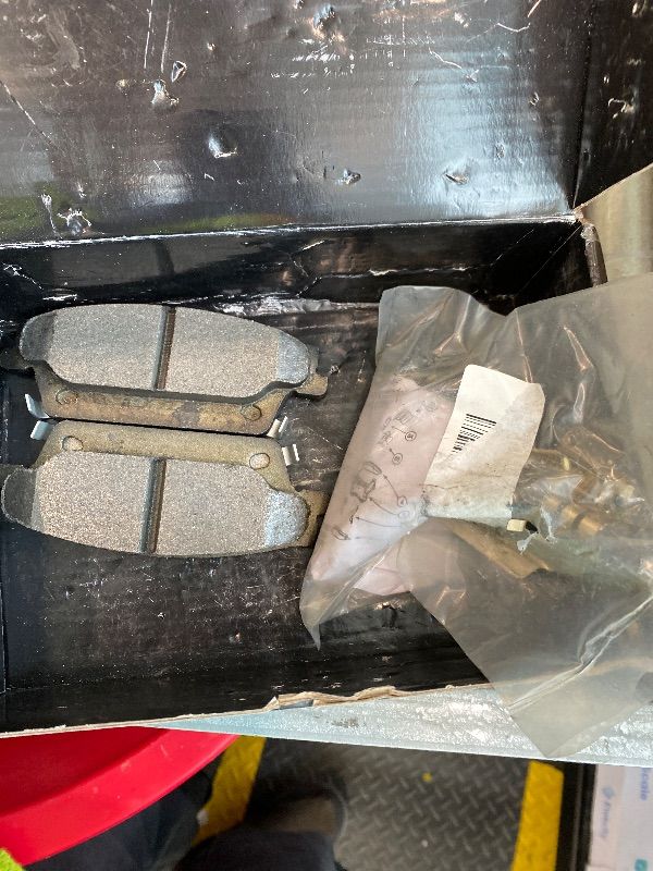 Photo 1 of ***MISSING PIECES*** BOSCH BE997H Blue Ceramic Disc Brake Pad Set With Hardware - Compatible With Select Chrysler Pacifica; FRONT