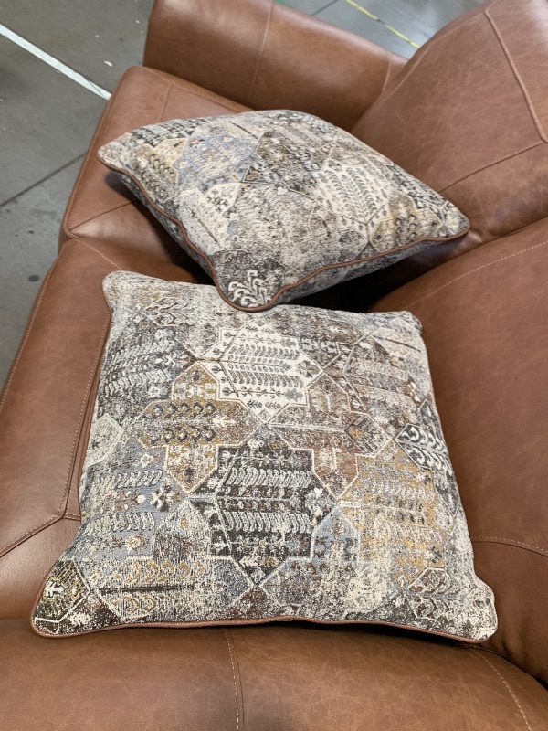 Photo 1 of ************MISSING ALL 4 LEGS******************
Signature Design by Ashley Carianna Classic Leather Match Loveseat with Nailhead Trim, Dark Brown