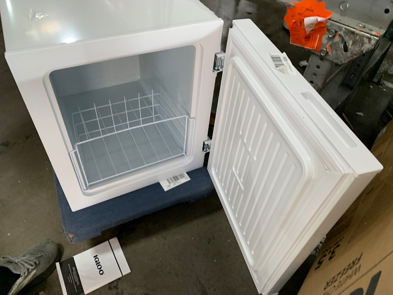 View 3 of **DOESNT FREEZE, MAYBE NEEDS FREON** Igloo 3.5 Cu Ft. Upright Deep Freezer Chest- Deep Freezer with Quick Freezing System & Adjustable Thermostat for Homes, Garages & Basements- Low Noise Freezer with Removable Basket & LED Lights- White